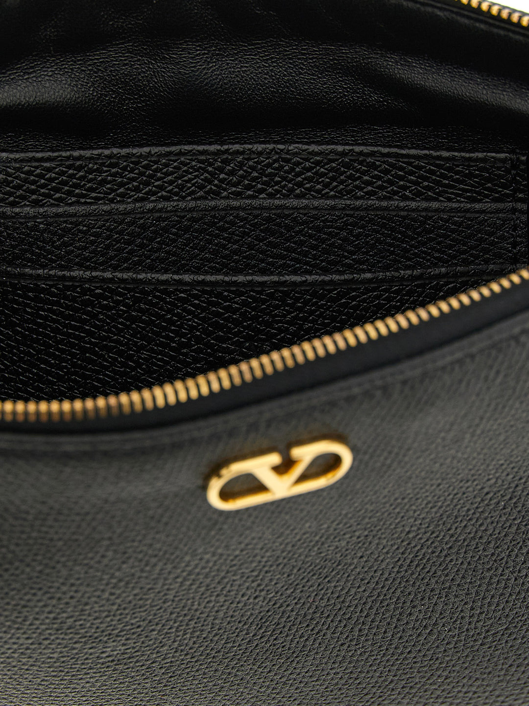 Valentino Garavani Valentino Garavani Vlogo Medium  Bag Clutch - Black | 5f4d706cc20fd5ba3461415c68ee077d86c099e2