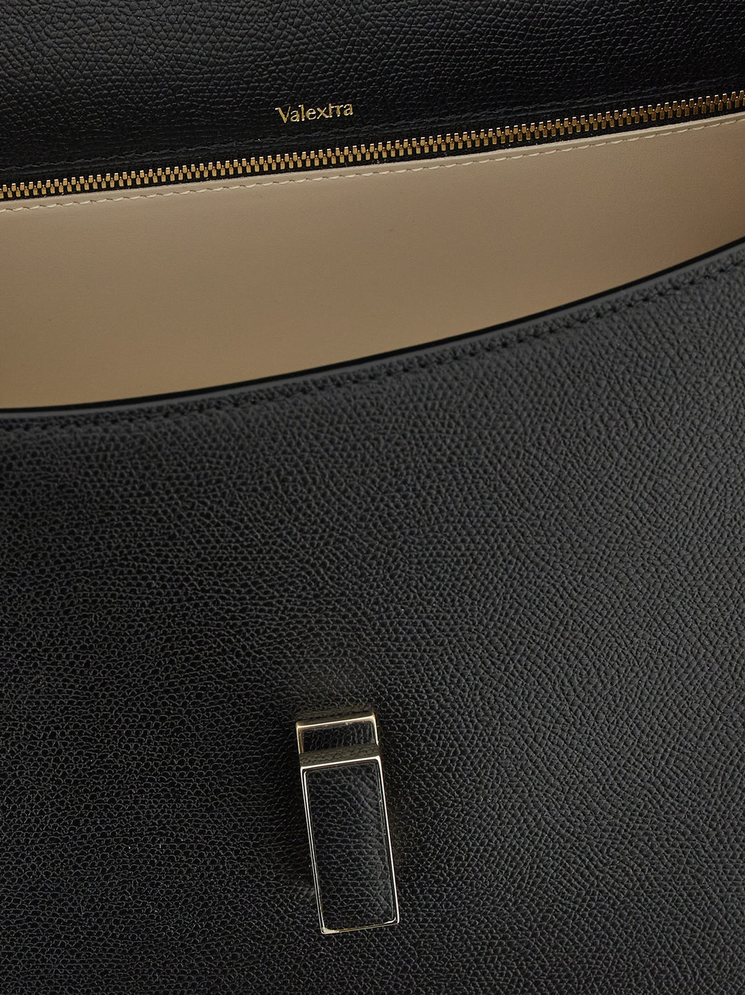 Valextra Iside Hand Bags - Black | 94614f691b8225e638a16b5ffc8d35720a457a9e