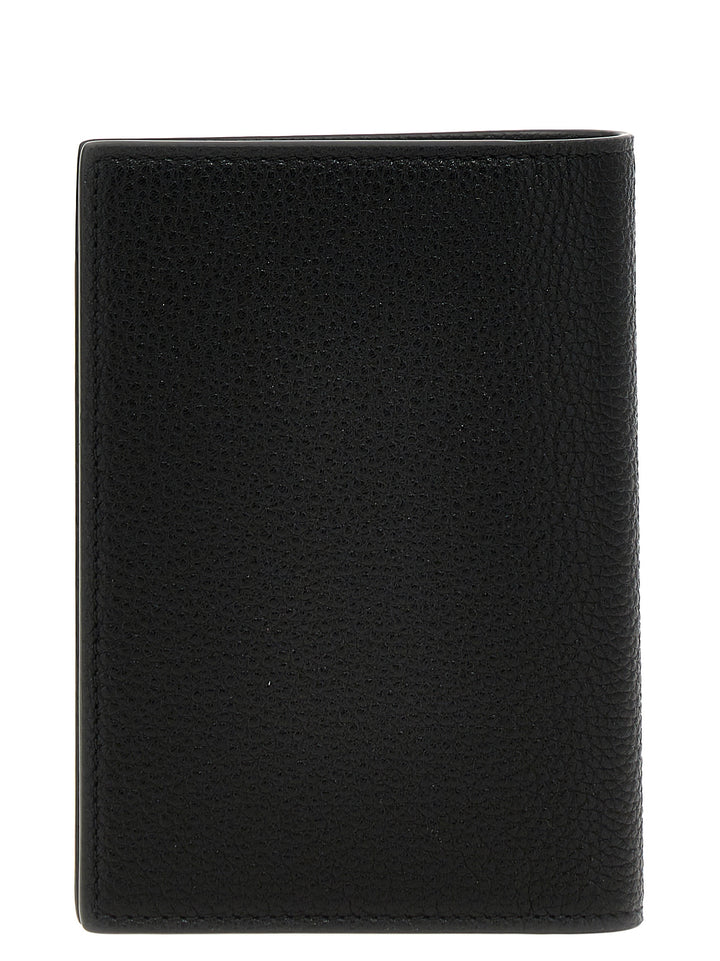 Logo Passport Holder Lifestyle Black