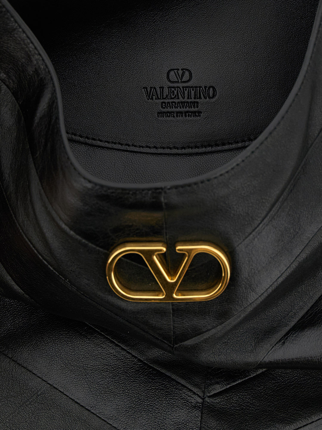 Valentino Garavani Hoboho Shoulder Bags - Black | 2d1cceb955fb4a9e76b1f8297bae6d1b1fa4ce86