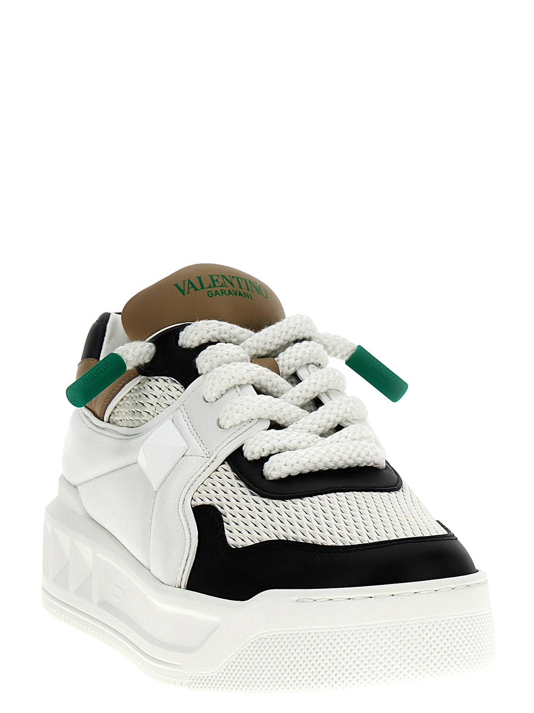 Valentino Garavani One Stud Xl Sneakers - White/Black | 67fdcf147c87bb555f3f3e90efcfccb35f7e9b30