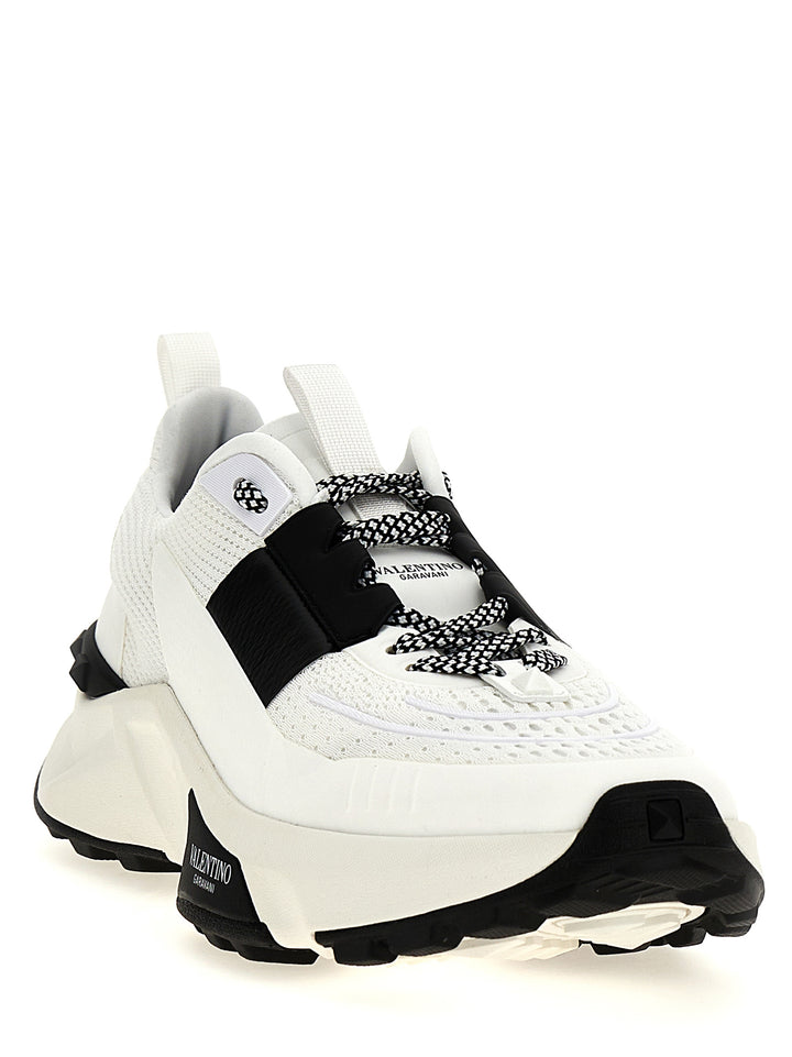 Valentino Garavani True Act Sneakers - White/Black | 7ad296ddb9ccd755f3ef0b23aa182e16fb0050cd