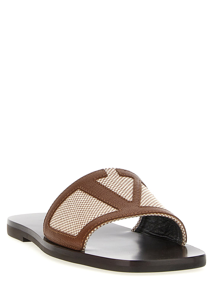 Valentino Garavani Vlogo Signature Sandals - Brown | d250857bef0f7dc5b77611472e9626ffd9d2753b