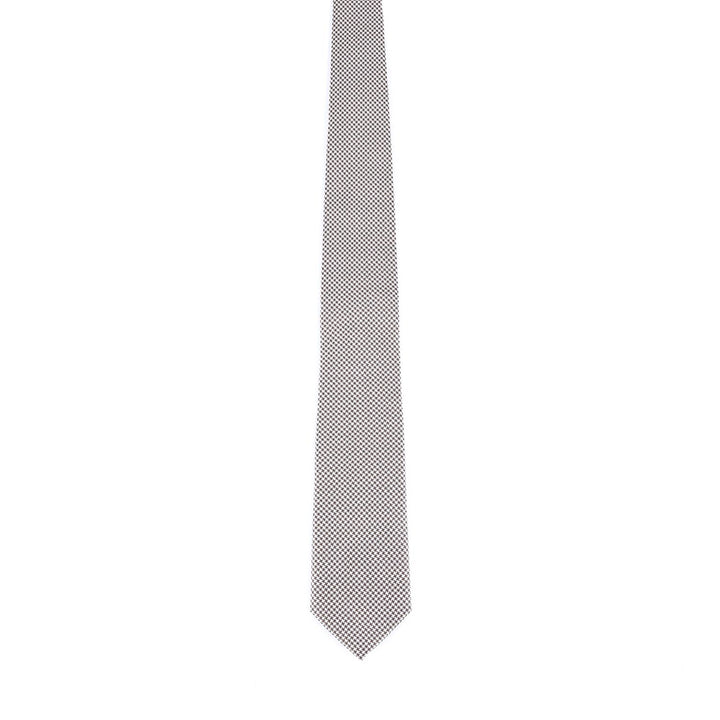 Silk tie