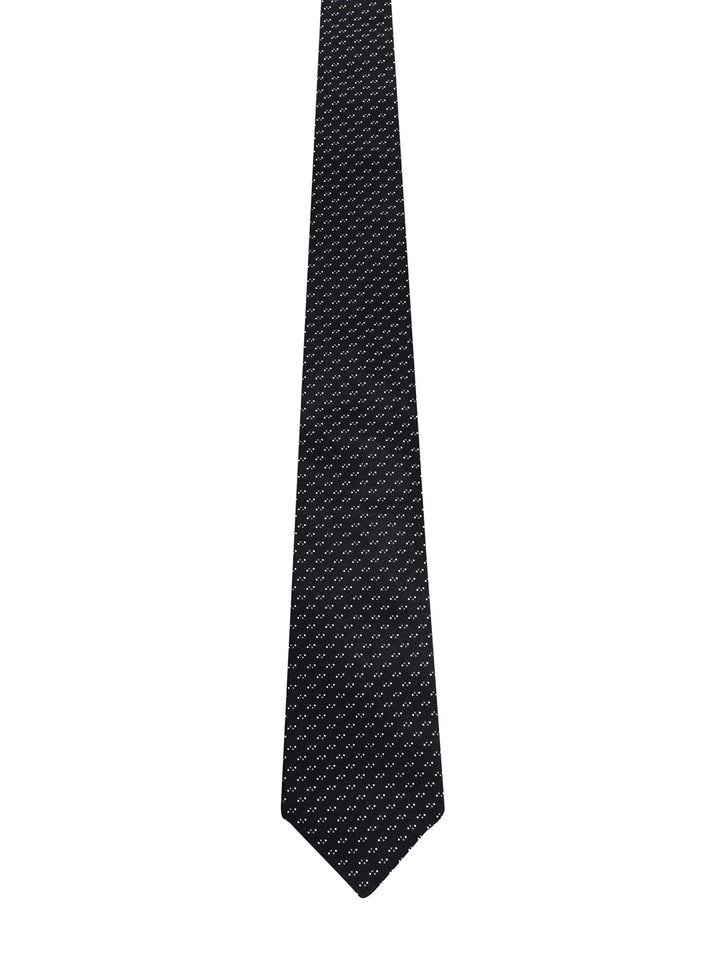 Silk tie