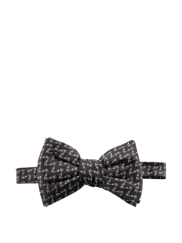 Silk bowtie