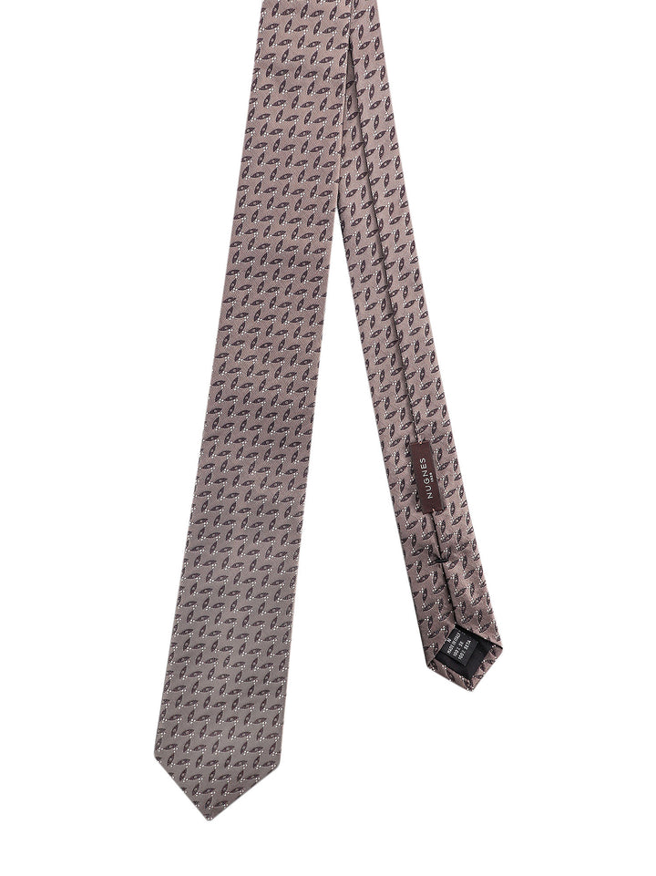 Silk tie