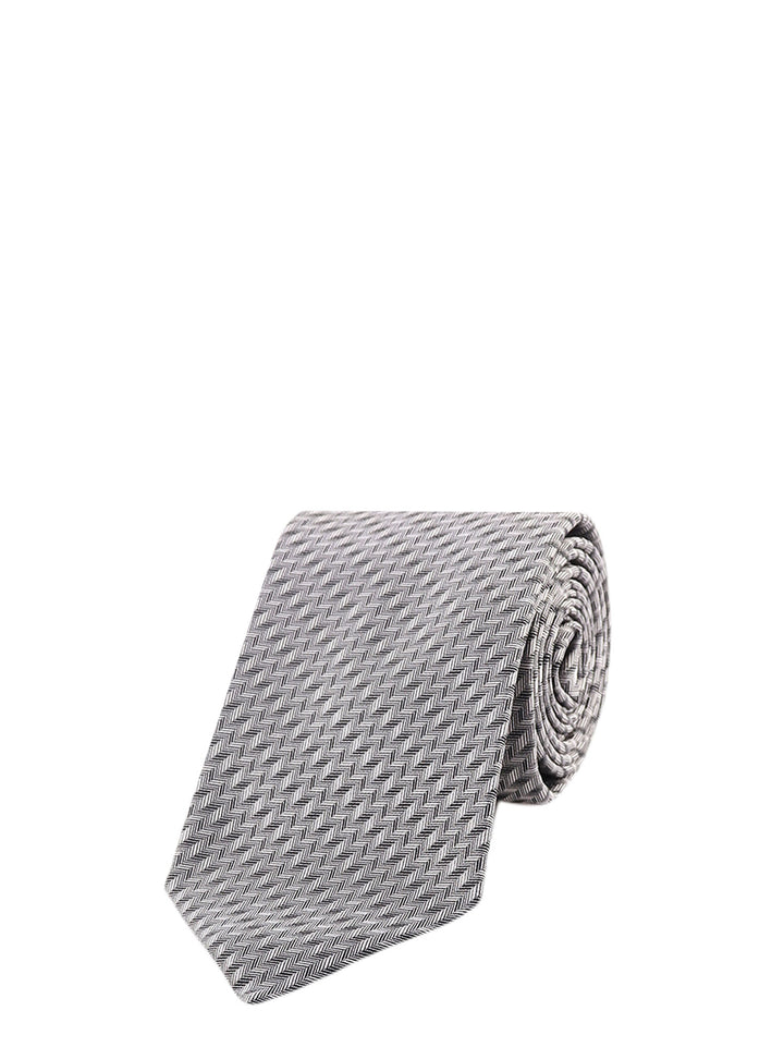 Silk tie