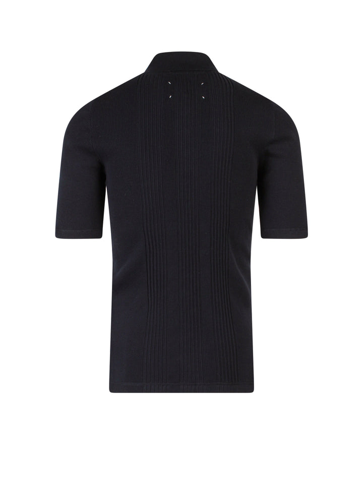 Polo shirt with iconic back stitching