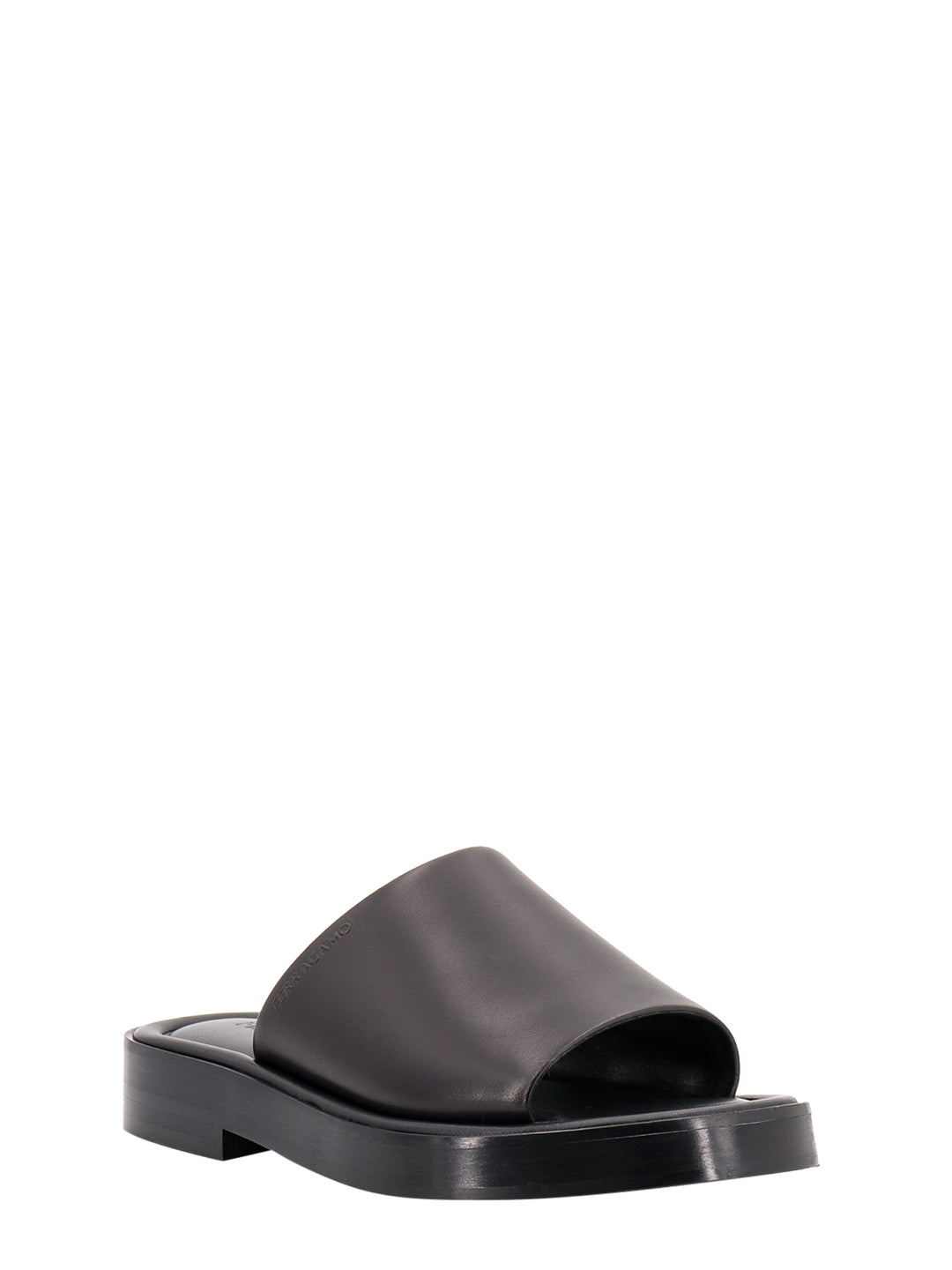 Leather sandals with embossed  logo on the side