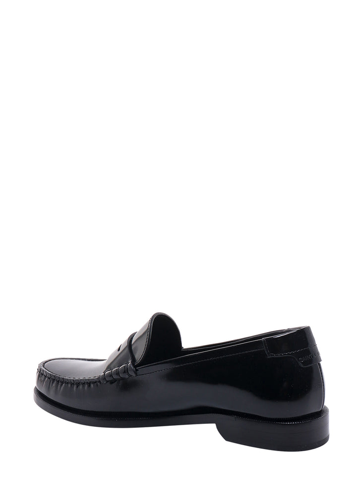 Leather loafer