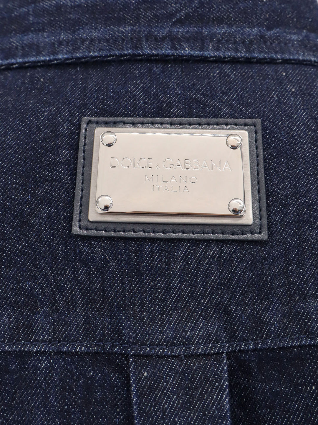 Denim shirt with logoed label