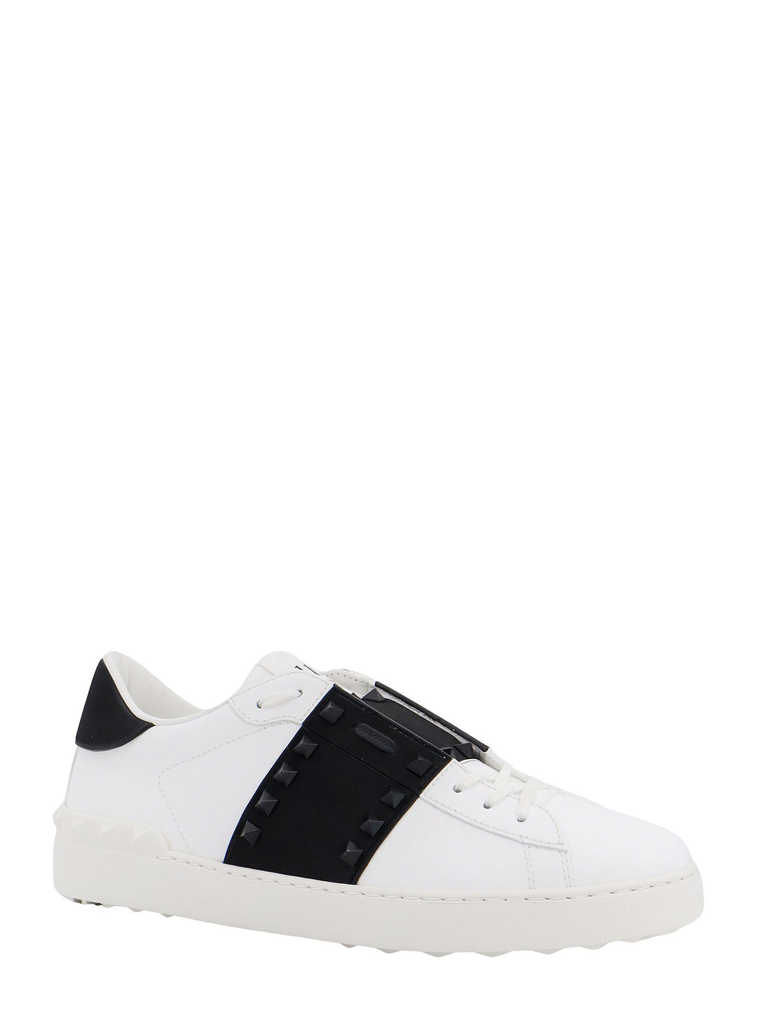 Leather sneakers with contrasting band