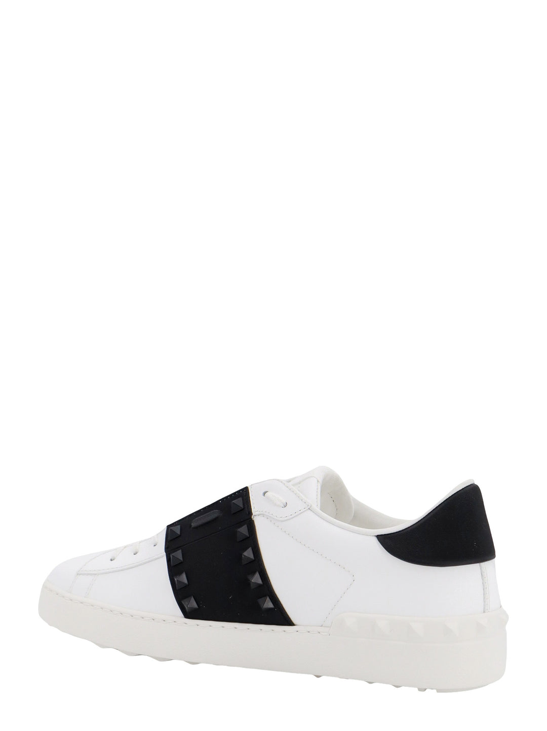 Leather sneakers with contrasting band