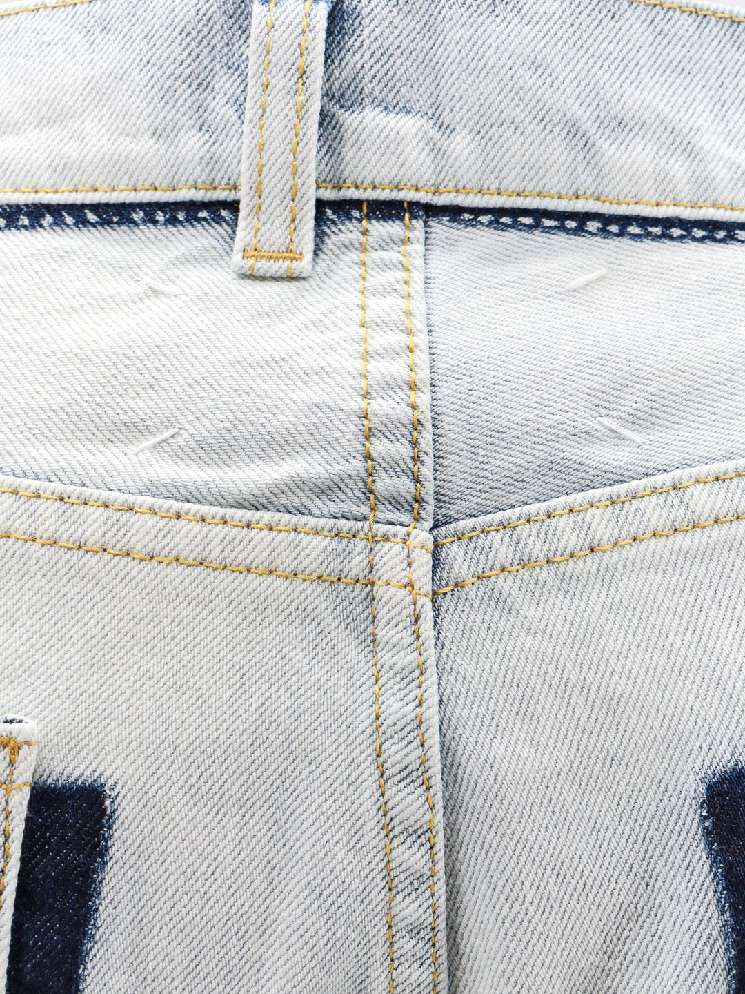 Cotton jeans with contrasting profiles