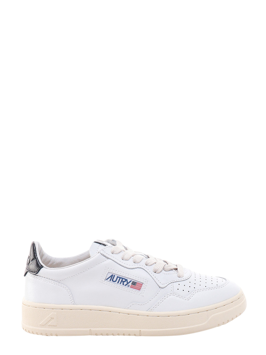 Leather sneakers with back contrasting patch