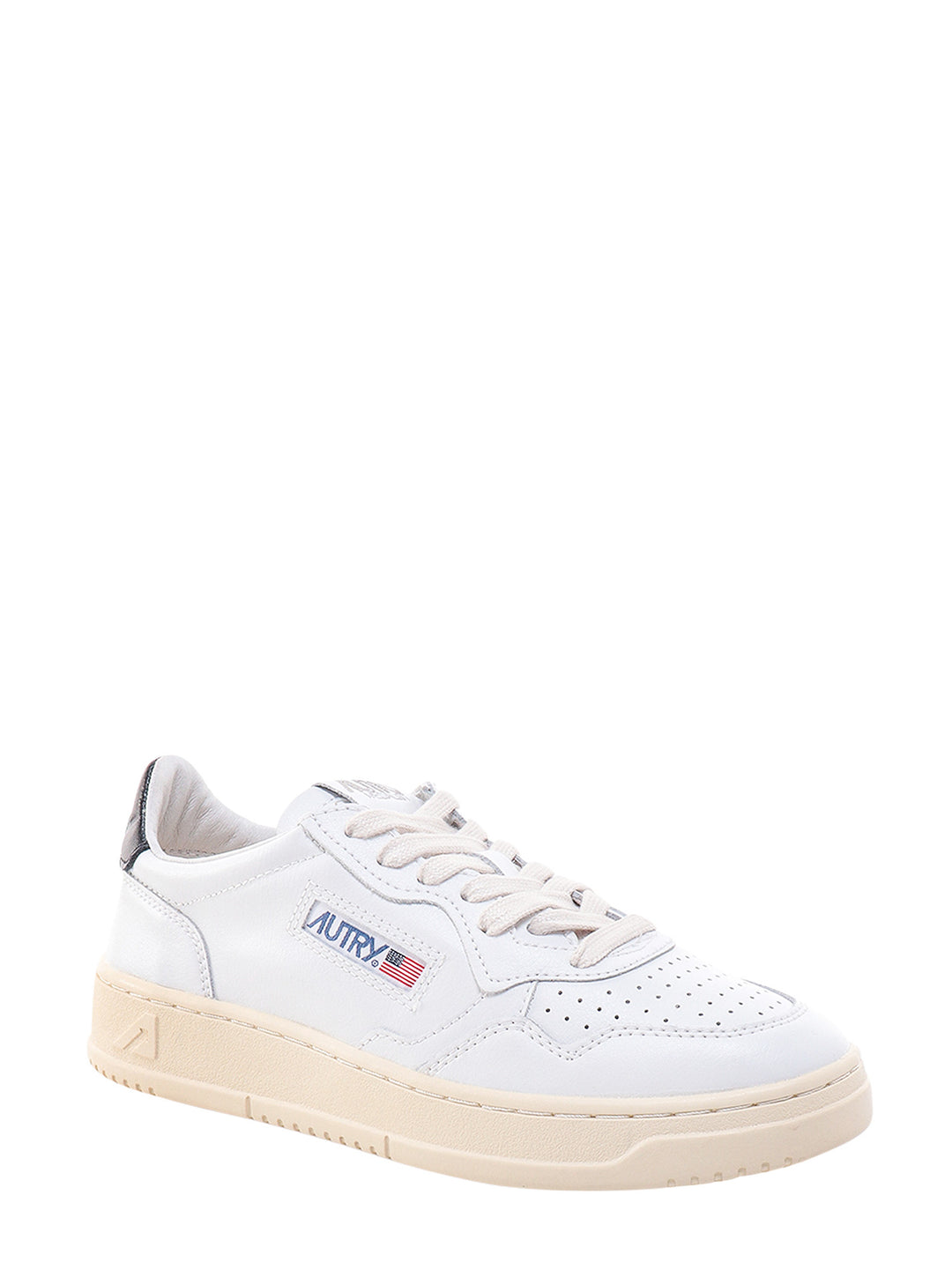 Leather sneakers with back contrasting patch