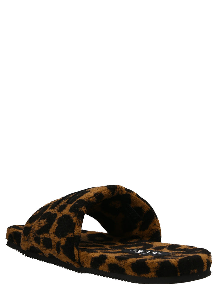 Animal print logo slides