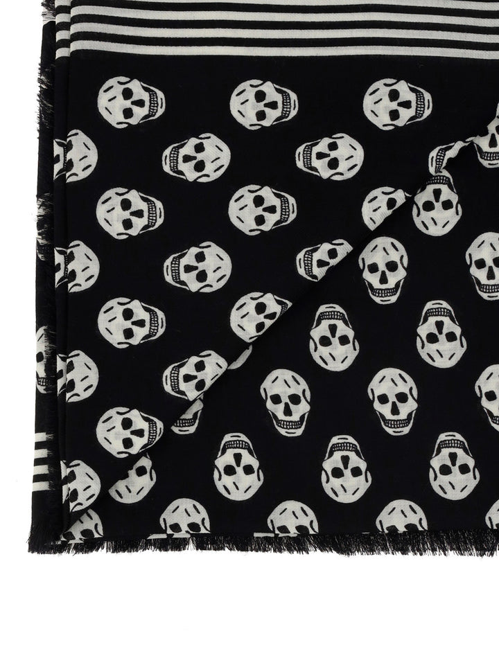 Skull wool scarf