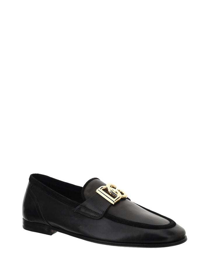 Leather loafer with logo detail