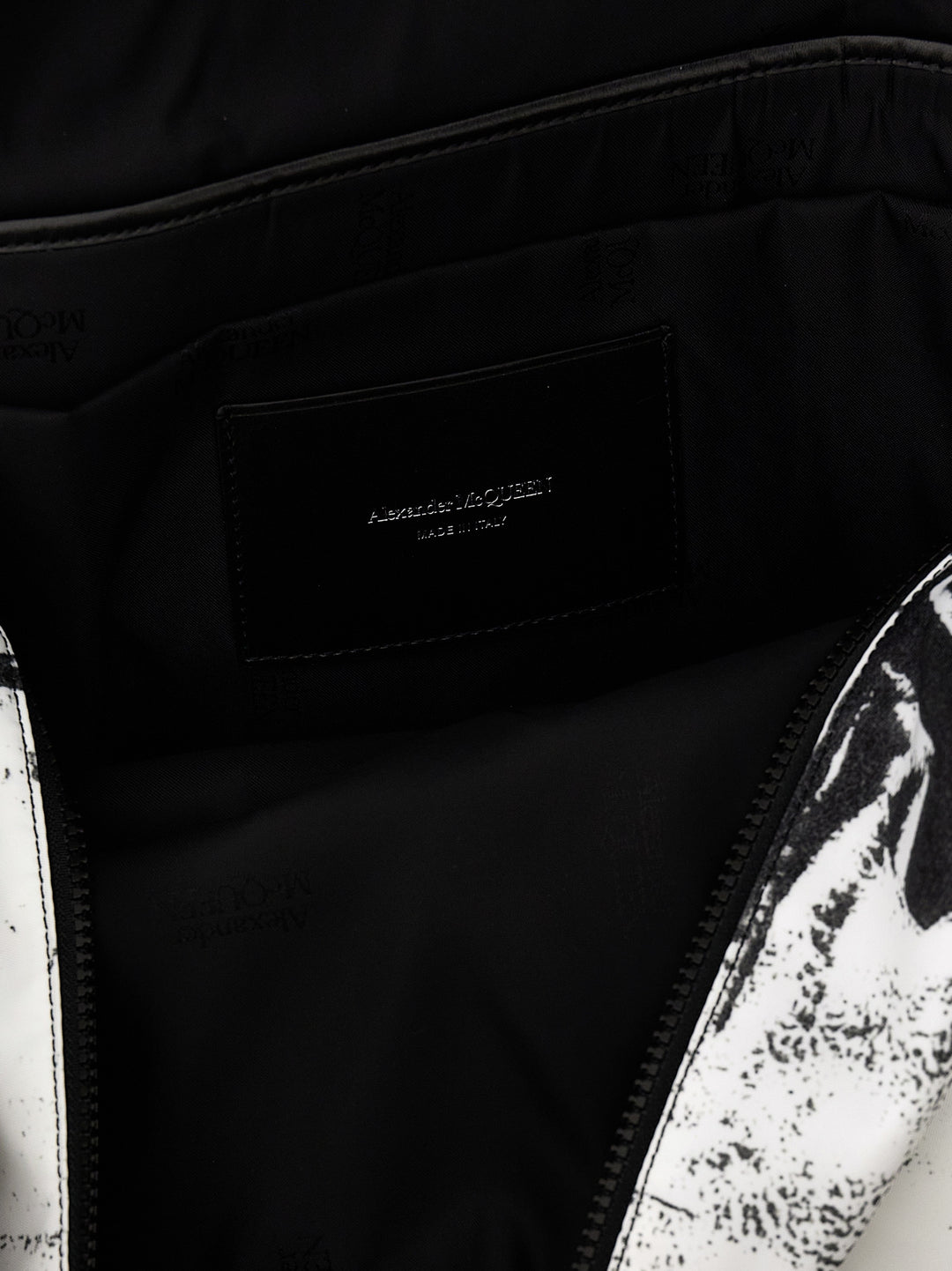 Metropolitan Backpacks White/Black