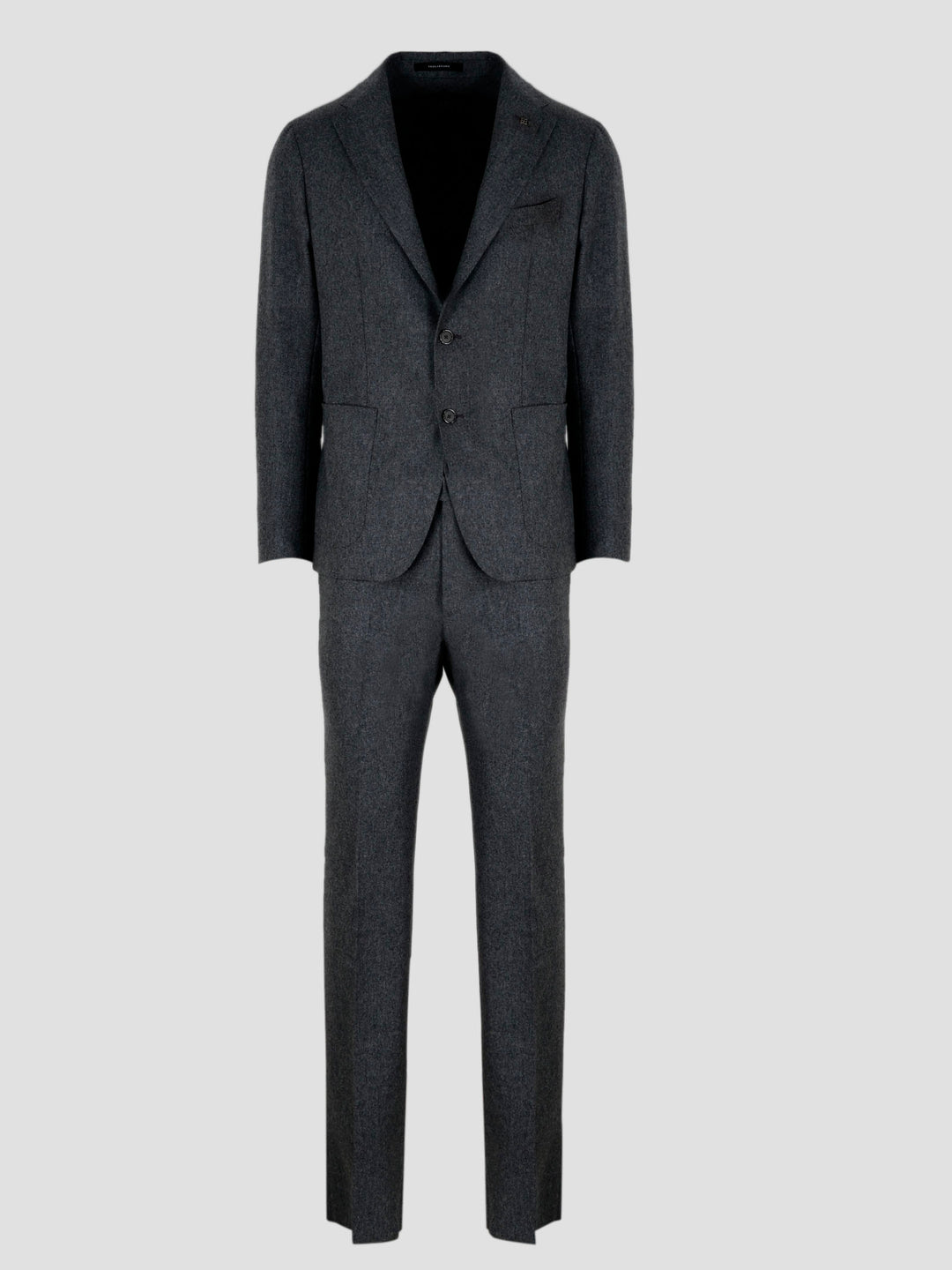 Single breasted tailored suit