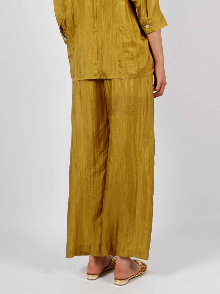 Wide trousers