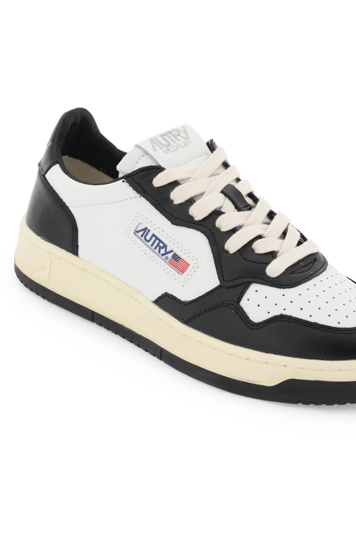 Medalist Low Sneakers - Autry - Women