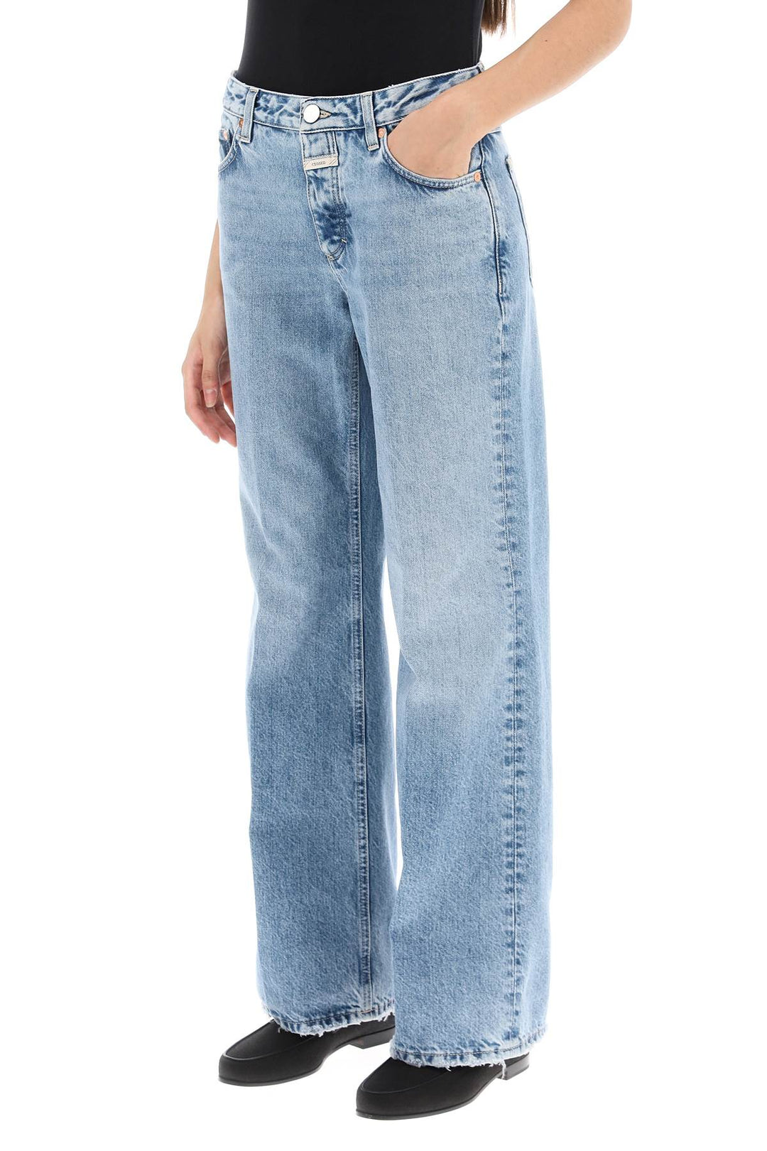 Straight Leg Jeans - Closed - Women