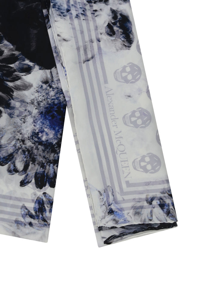 Silk foulard with Chiaroscuro floral motif