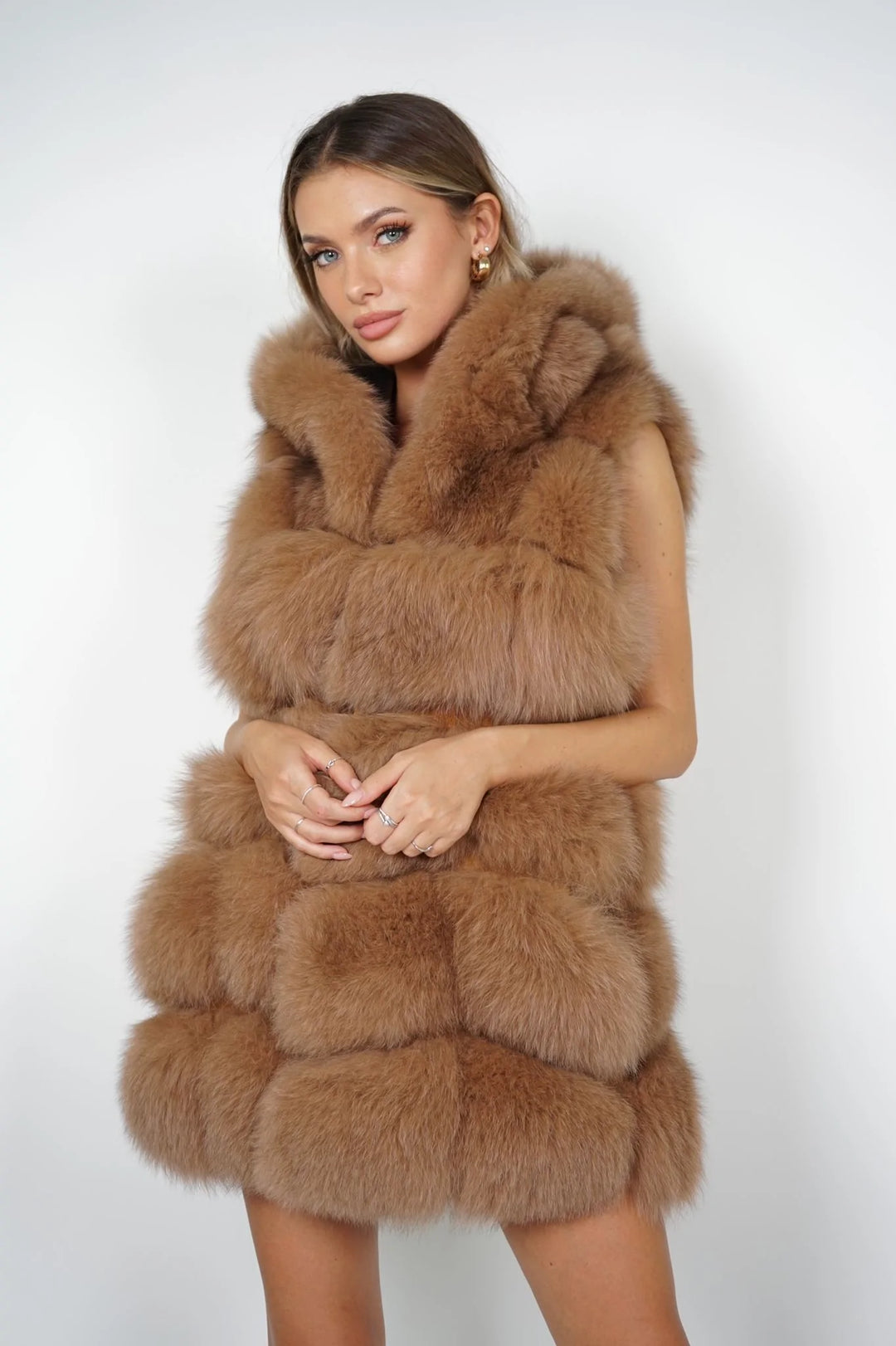 Poppy Camel Vest in Fox Fur