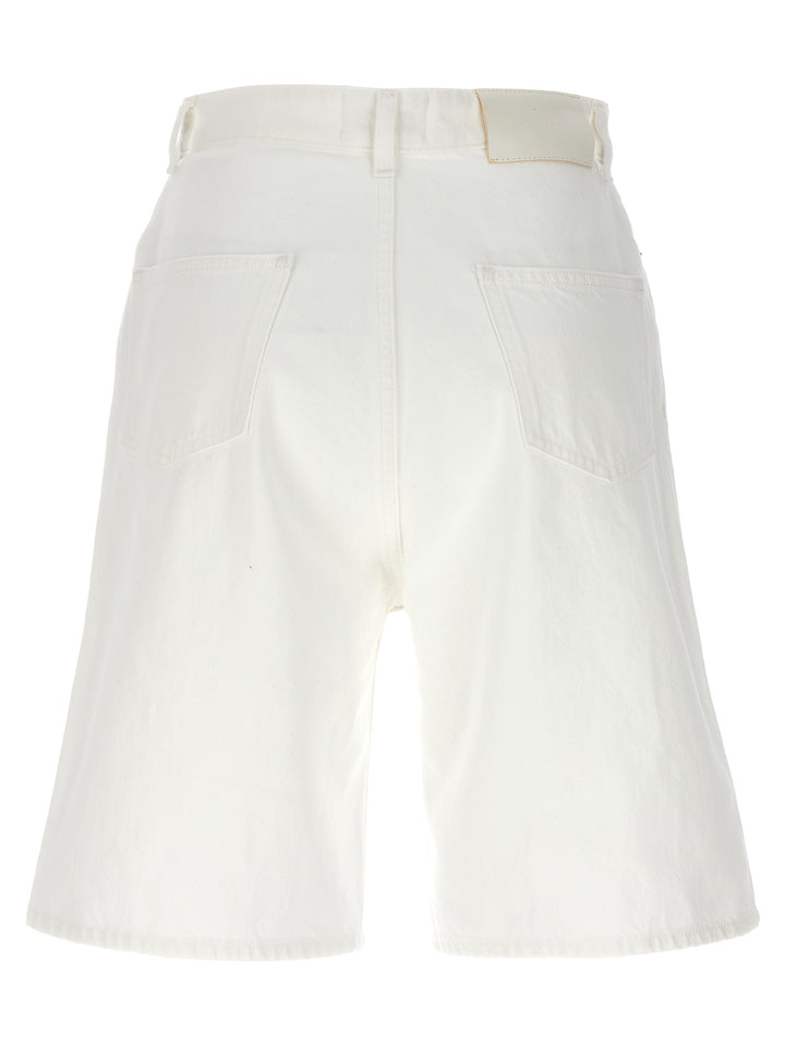 Isu Bermuda, Short White