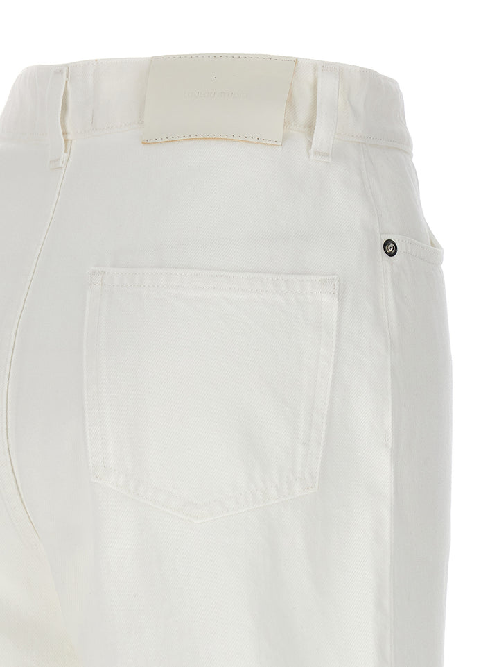 Isu Bermuda, Short White