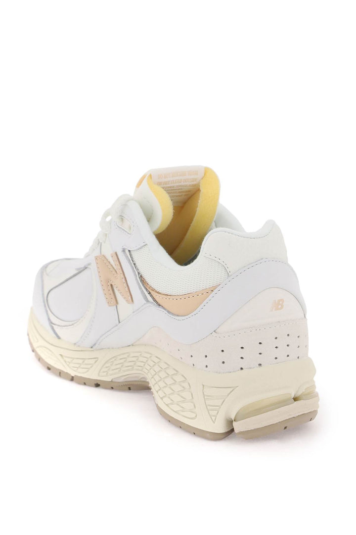 2002 R Sneakers - New Balance - Women